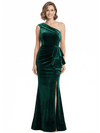 Luxury Velvet One Shoulder Mermaid Mother Of The Bride Gown With Ruffle Slit