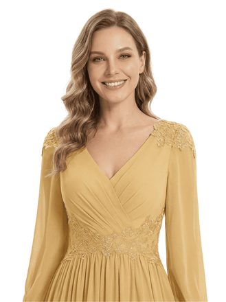 Elegant Mother Of The Bride Dresses V-Neck Long Sleeves A-Line Lace Appliques
