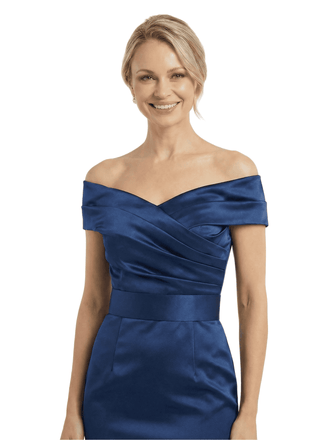 Simple Off Shoulder Ruched Satin Knee-Length Sheath Mother Of The Bride Dresses