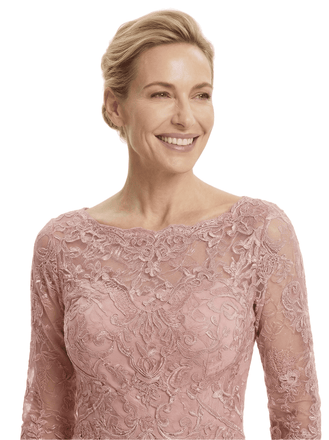 Elegant Lace 3/4 Sleeve Mother of The Groom Dress Pretty High-Low Chiffon Gown with Flowy Silhouette