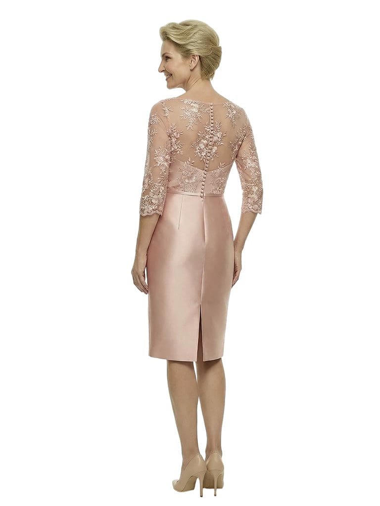 Elegant Lace 3/4 Sleeves Ruched Knee-Length Satin Mother Of The Bride Dresses