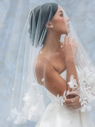 Elegant Handmade 3D Floral Pearls Bridal Veil, V122