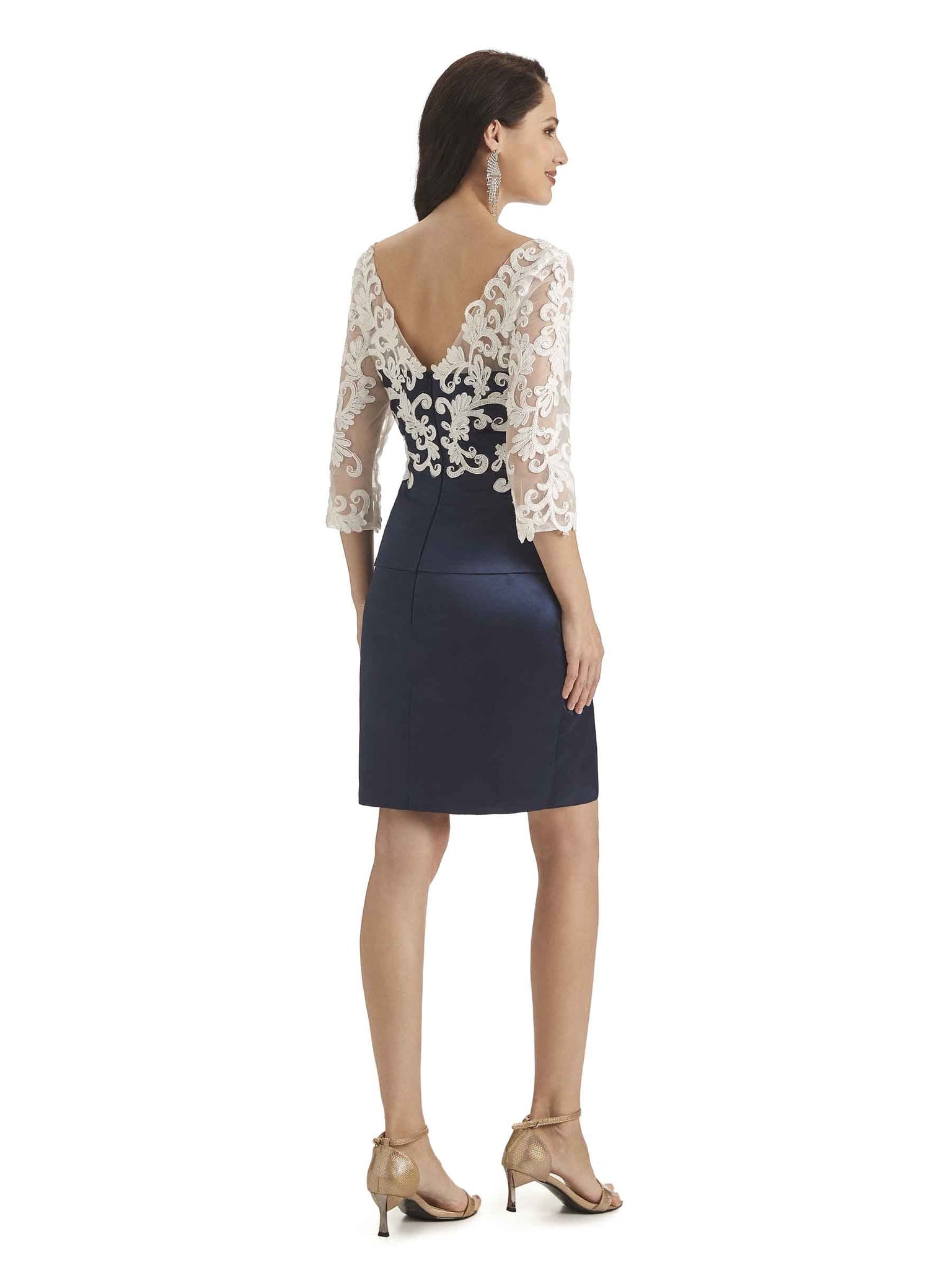 Elegant Long Sleeves Lace Short Midi Petite Mother of The Bride Dresses UK